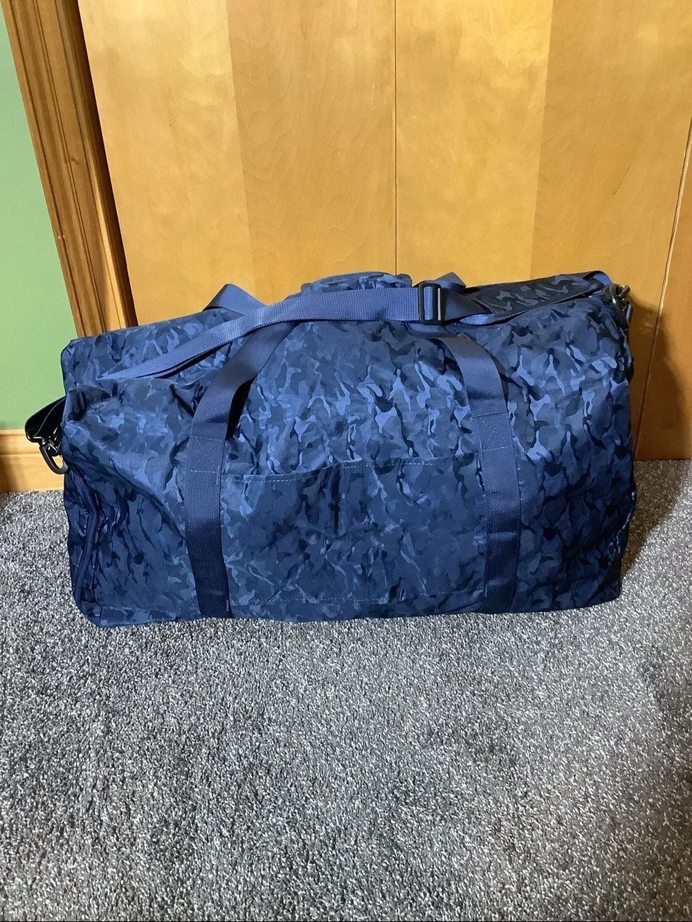 Gonex navy large collapsible duffle bag